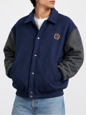 Vintage Tommy Hilfiger wool blend varsity style jacket size M, made in Hong Kong